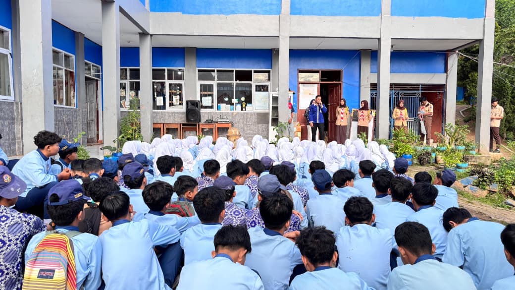 Praktikum Sains & Kolaborasi Kelas